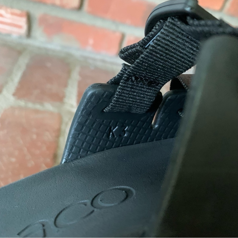 Chaco Kids Chillos Sandals in Black Sz 3 - Picture 9 of 10